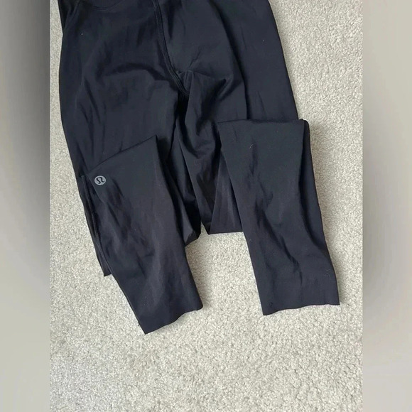 Lululemon Base Pace High-Rise Tight 25"
Black - Picture 10 of 10